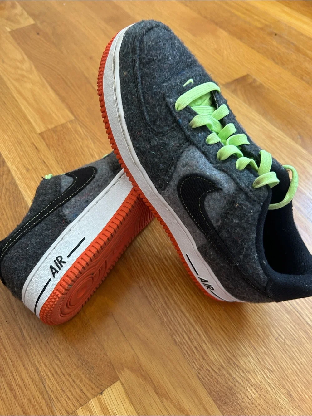 Nike Kids Gray Wool-Look Sneaker with Neon Green Laces and Orange Outsole